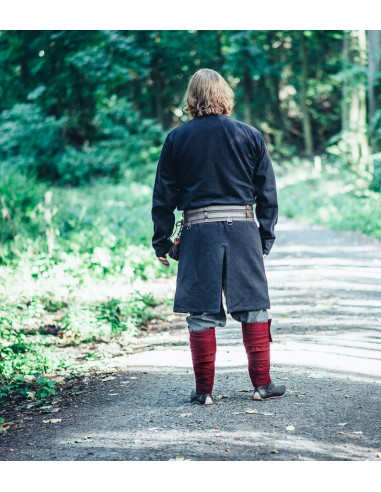 Lang vikingetunika, Lennart