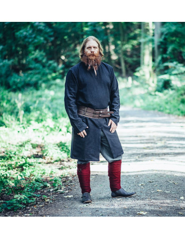 Lang vikingetunika, Lennart