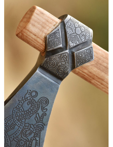 Hacha vikinga tipo Mammen, sin filo