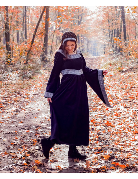 Capucha de noble de terciopelo...