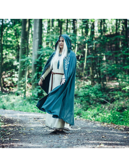 Middeleeuwse cape met borduursel...