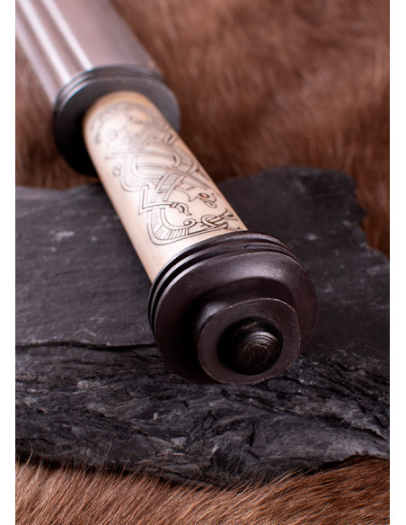 Lange Viking-sax met benen gevest,...