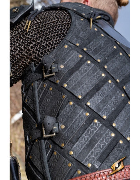 Skovhuggerkrigerens panserbrigandine...