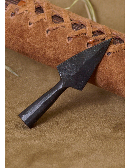 Historisk pilespids i kulstofstål