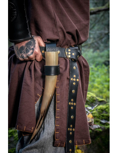 Cinturón vikingo de cuero con remaches en cruz, color negro