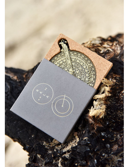 Anhänger mit Uhr der Sterne und der...