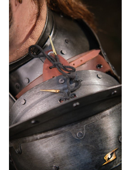 Hombreras en acero negro Épico serie...