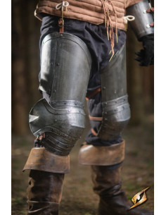 Captain serie zwarte stalen beenbeschermers, Epic Armory