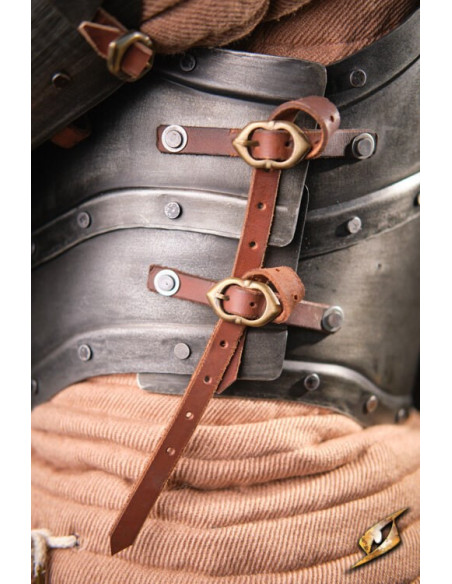 Brustpanzer aus dunklem Stahl der...