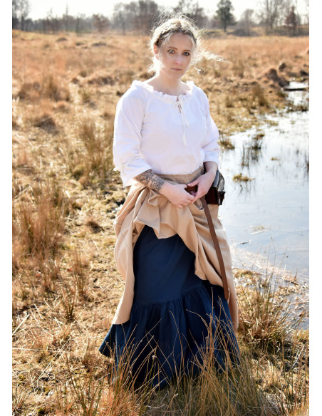 Falda medieval con corte ancho,...