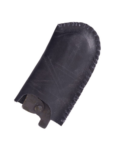 Mittelalterliches handgeschmiedetes Eisenmesser mit Scheide