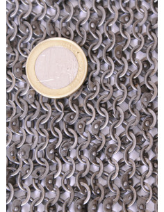 Ringbrynjestykke på 20 x 20 cm, kantede ringe 2