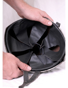 Innenpolsterung aus Leder für mittelalterliche Helme 2
