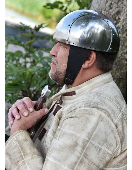 Casco medieval funcional simple con... Casco medieval funcional simple con...