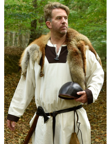 Middelalderlig læderhue