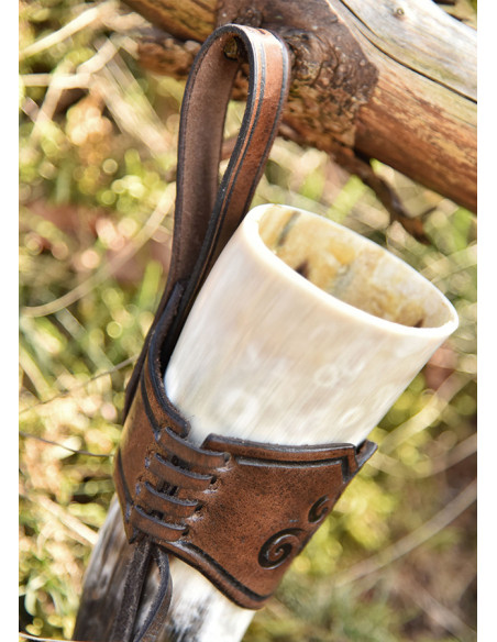 Tahalí de cuero con Triskel para...