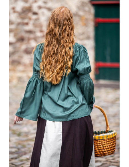 Klassische mittelalterliche Bluse...