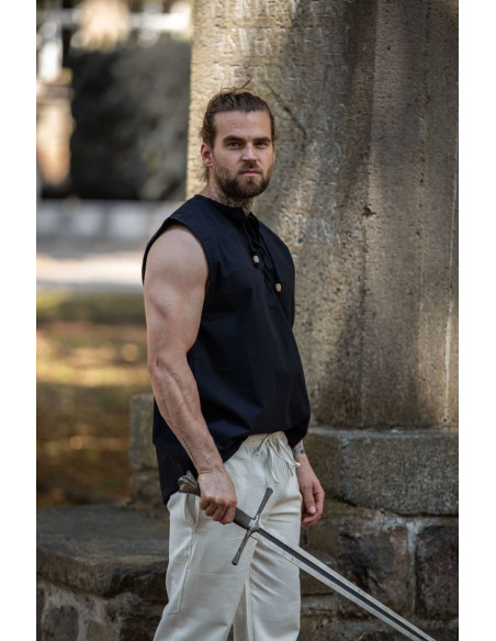 Camisa medieval negra  sin mangas,...