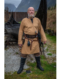 Viking tuniek met Erwin borduursel, honingbruin