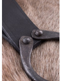 Tahalí negro para llevar hachas en el cinturón con anilla forjada