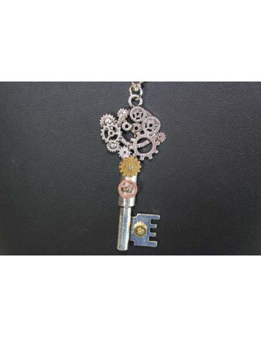 Steampunk hanger sleutel en versnellingen, met ketting