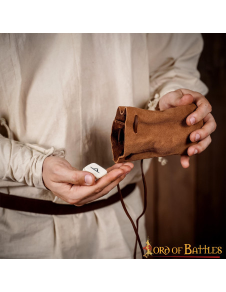 Set van 25 magische runen van been...