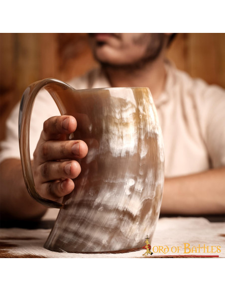 Jarra Vikinga en cuerno de Buey