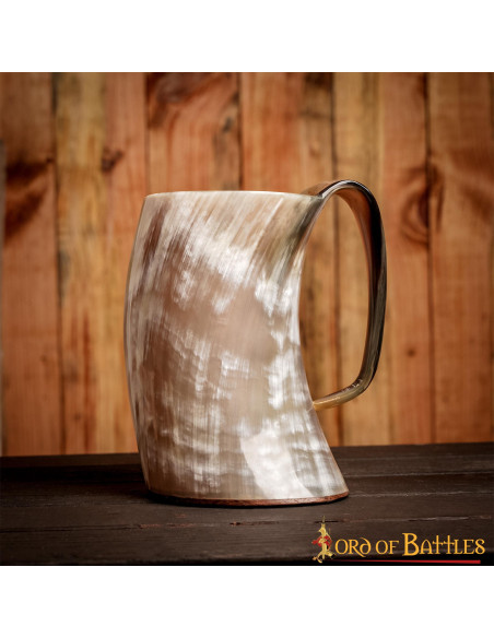 Jarra Vikinga en cuerno de Buey