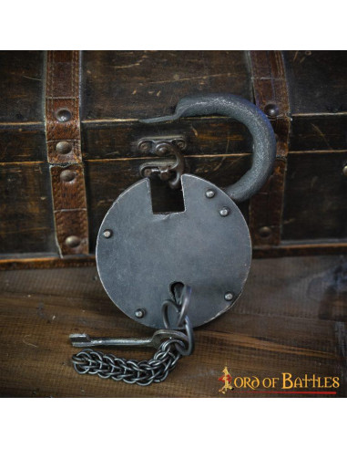 Candado antiguo mazmorra medieval
