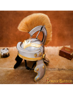 Römischer Centurio-Helm mit braunem Federbusch