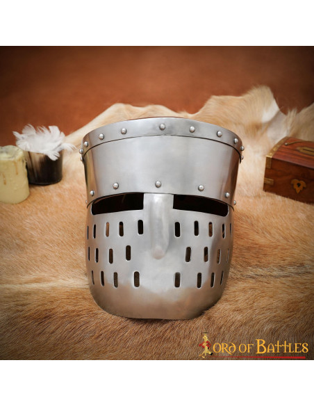 Crusader Knights Hjelm, S. XII-XIII