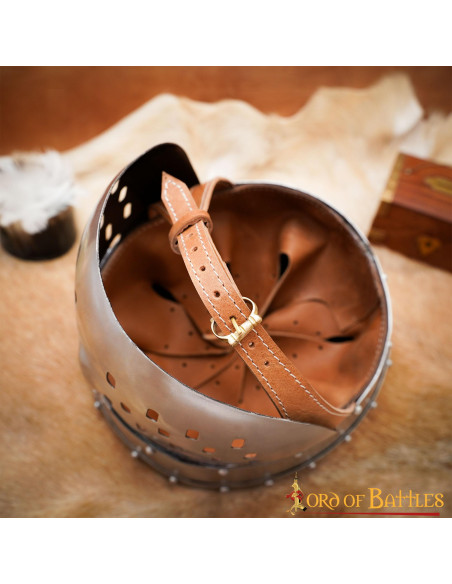 Kruisvaardershelm, S. XII-XIII