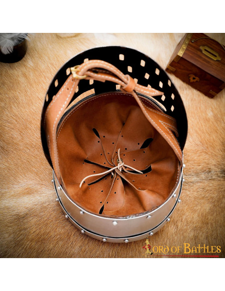 Yelmo Caballeros Cruzados, S. XII-XIII