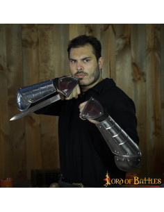 Fantasie middeleeuwse bracers, met elleboogbescherming