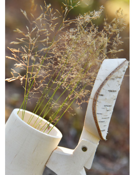 Middeleeuwse bierpul in naturel hout...