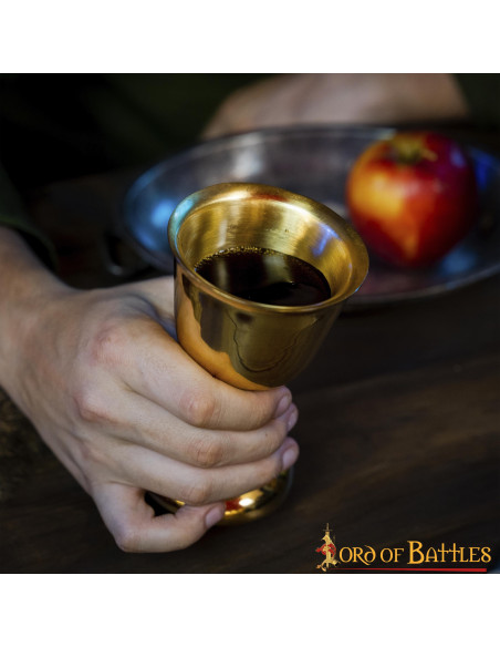 Middelalderlig ceremoniel kalk i...