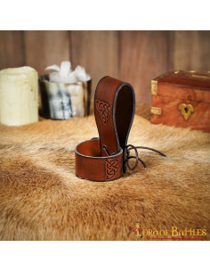 Baldric voor hoorns, dolken of zwaarden met Keltische knoop
