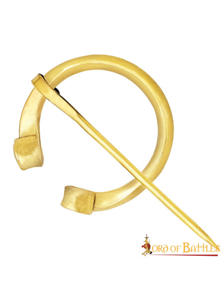 Middelalderlig messing fibula