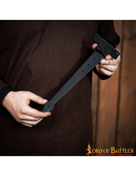 Bisagra de puerta medieval forjada en...