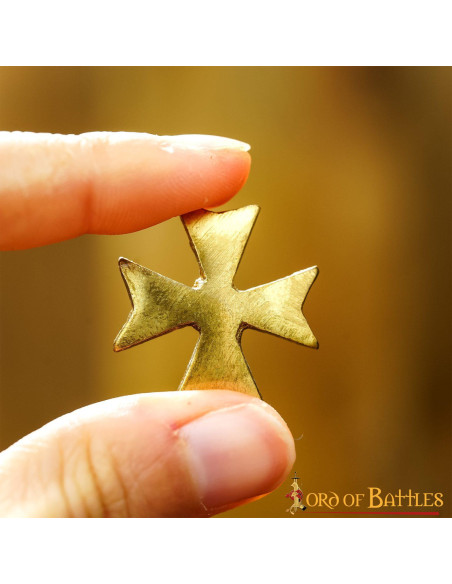 Juego de 5 Cruces Templarias en latón...