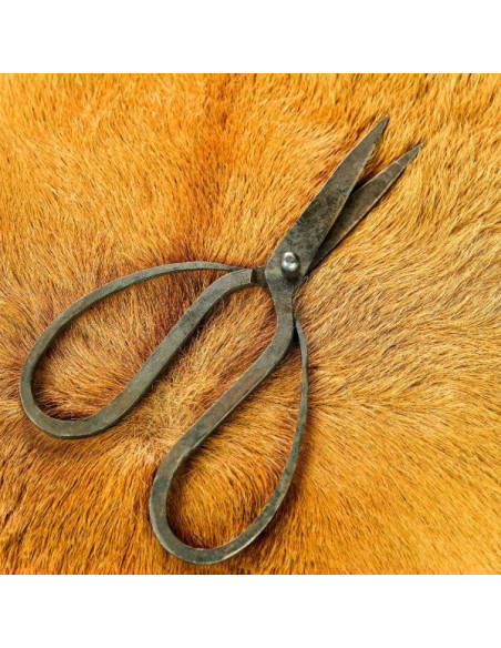 Tijeras forjadas a mano de hierro...