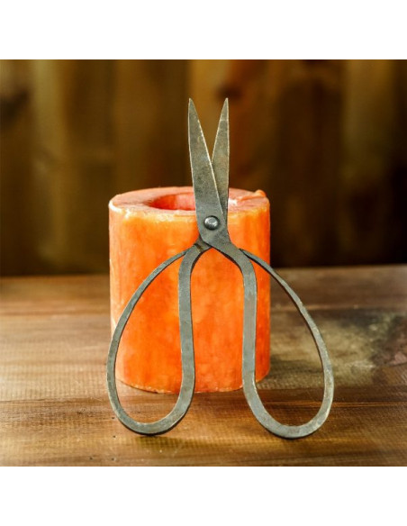 Antike handgeschmiedete Schere aus Eisen