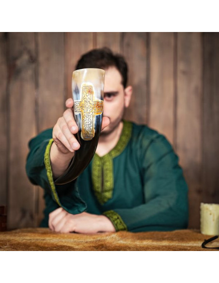 Cuerno vikingo con Cruz grabada,...