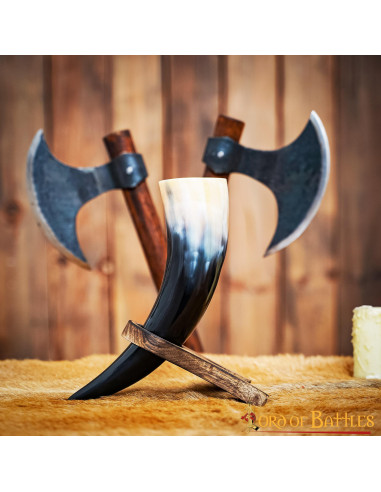 Originelle Halterung für Hörner aus Holz
