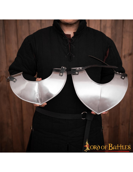 Gorjal medieval clásico en acero