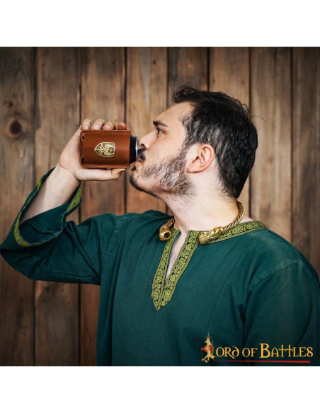 Handgefertigter Dosenhalter mit...