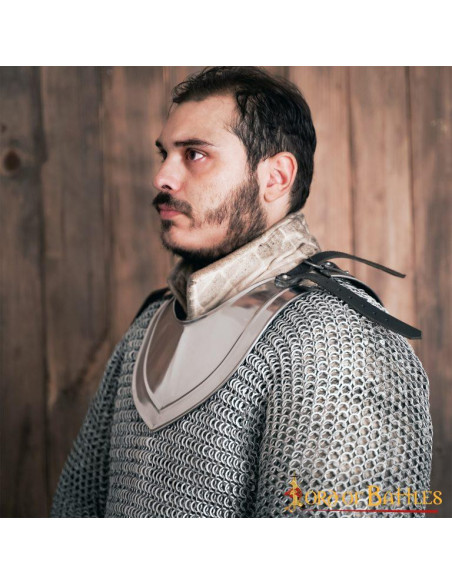 Gorjal medieval simple en acero dulce