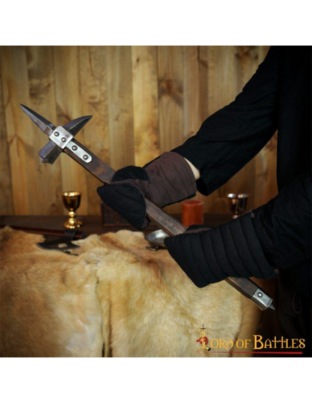 Handgefertigte gesteppte Fäustlinge...