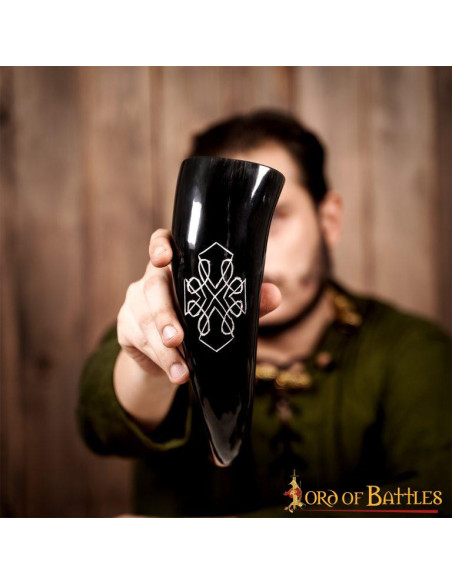 Ox Horn om te drinken met gegraveerd...