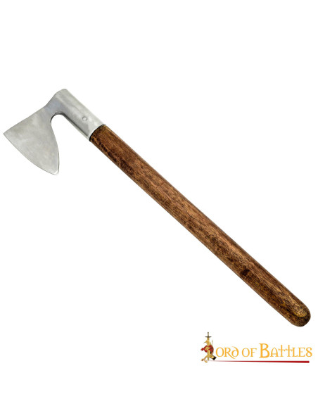 Krigsøkse XIV århundrede med stålhoved